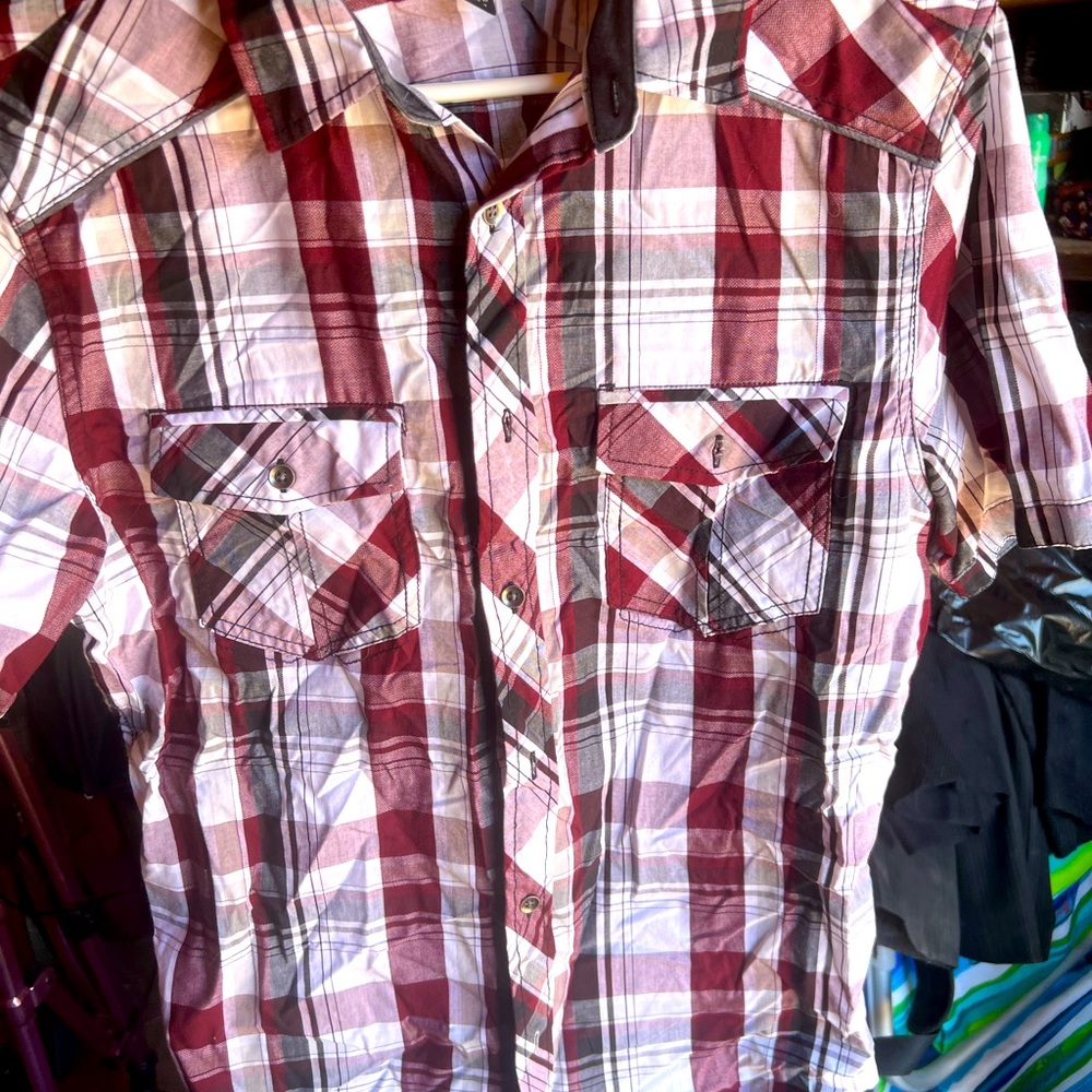 Rock and Republic Men’s shirt